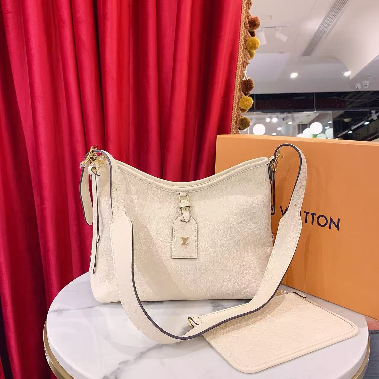 95新 LouisVuitton/路易威登 GGS路易威登carryall小号白22739056