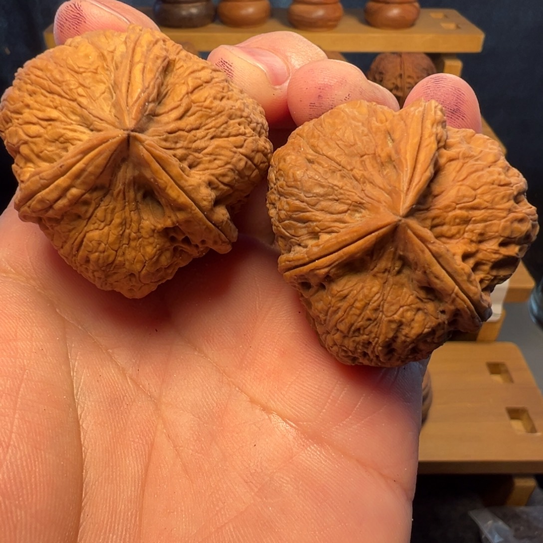 吊坠文玩核桃金玉三棱41mm