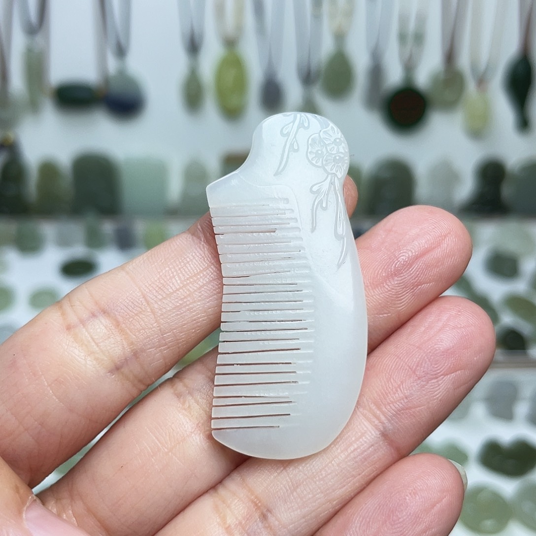 颈饰未镶嵌和田玉中***爱