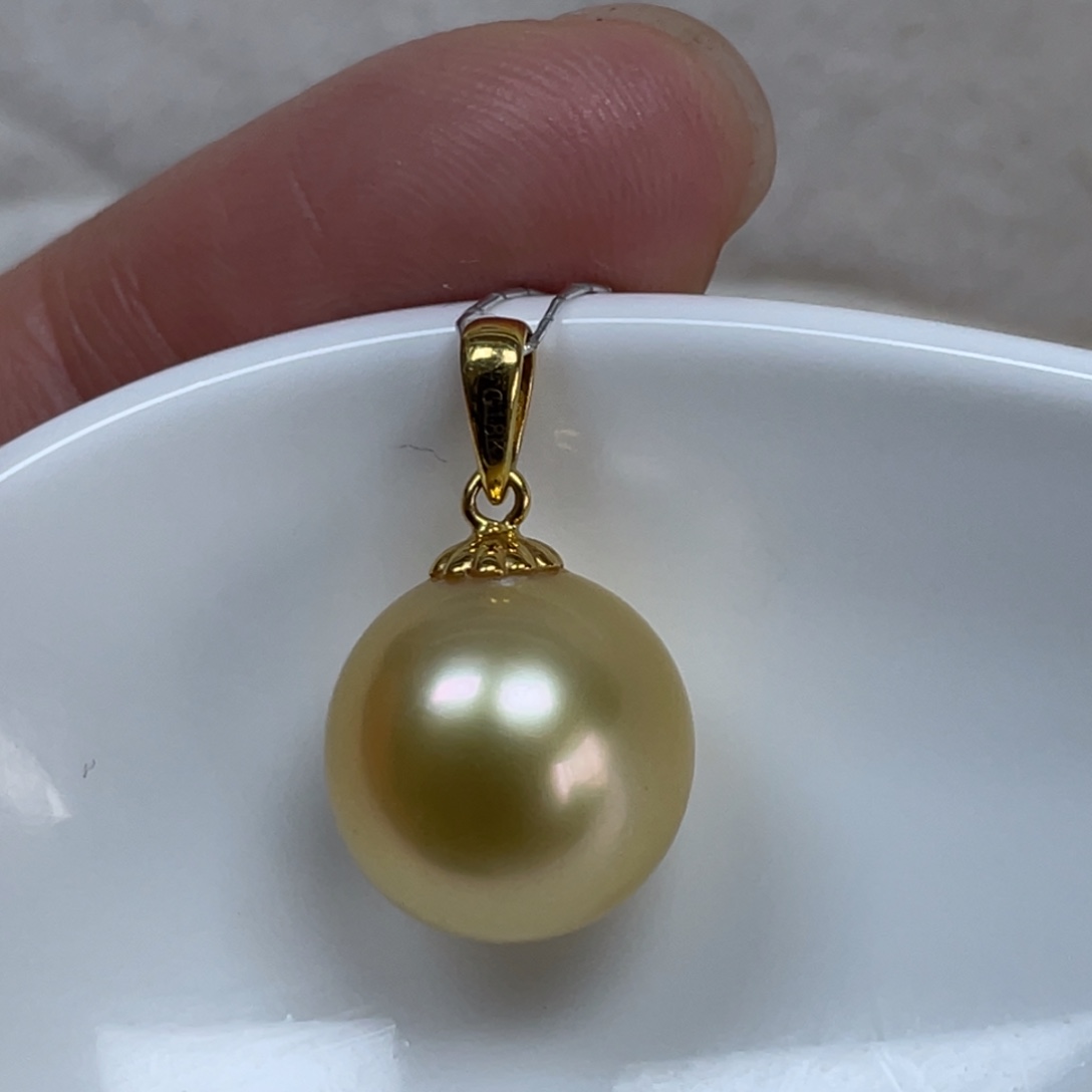 18K金镶嵌海水珍珠颈饰12mm