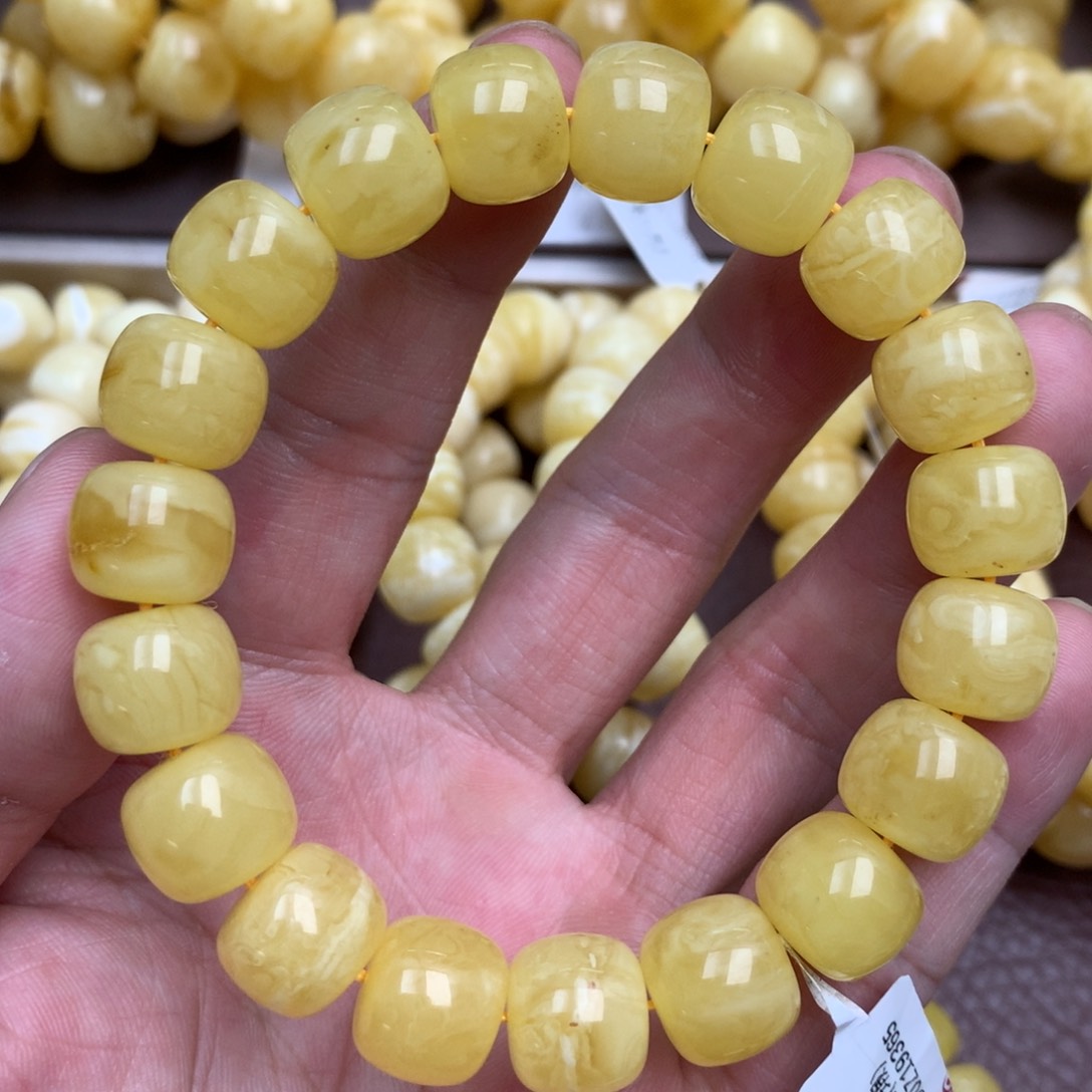 琥珀未镶嵌珠宝奇石10