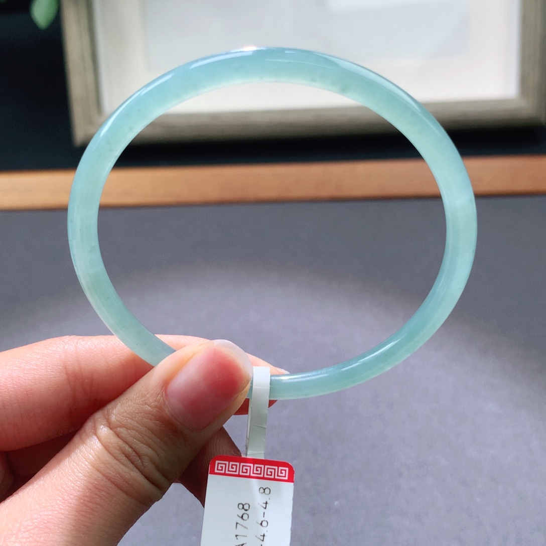 翡翠手镯未镶嵌天然翡翠手镯叮当镯