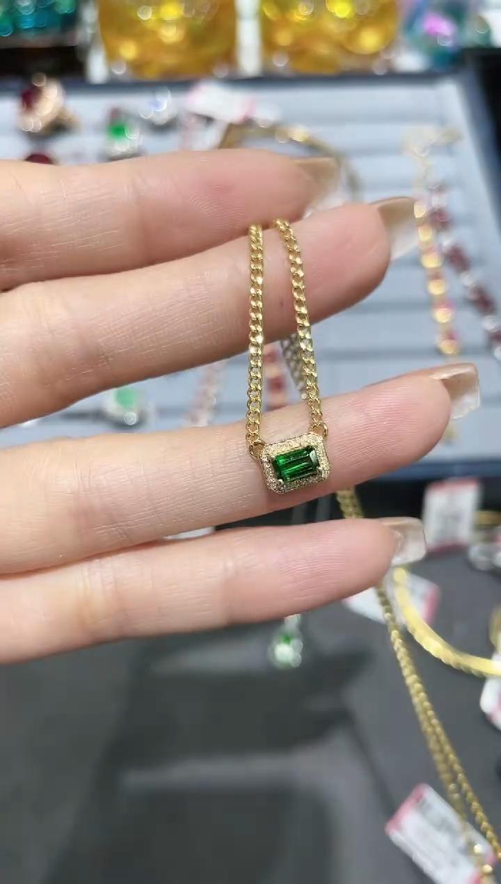18K金镶嵌沙弗莱项链古巴链
