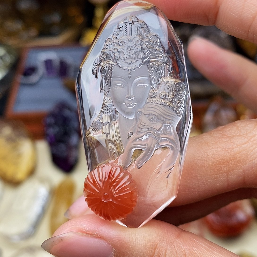 水晶吊坠未镶嵌一**花吊坠