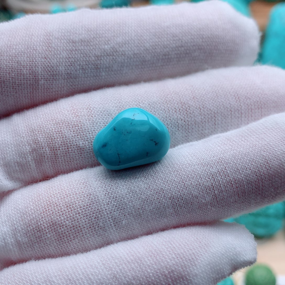 绿松石颈饰未镶嵌