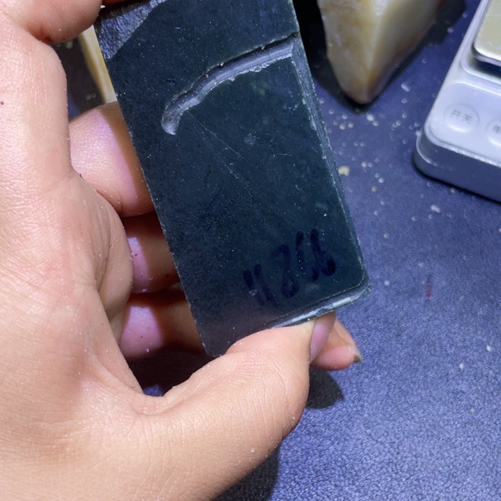 未镶嵌和田玉珠宝半成品