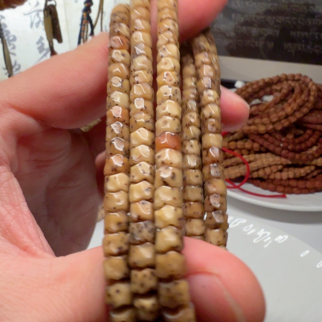 柏香籽/百香籽吊坠