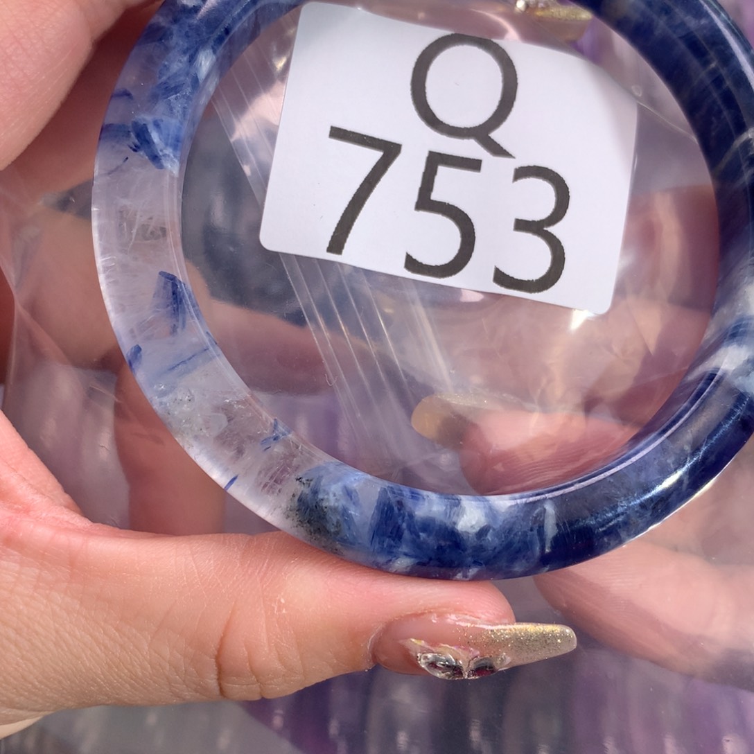 水晶手镯未镶嵌?手镯753-60