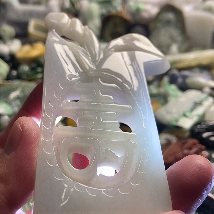 翡翠吊坠(不含链)未镶嵌