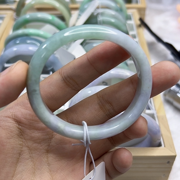 翡翠手镯未镶嵌11111111111111111