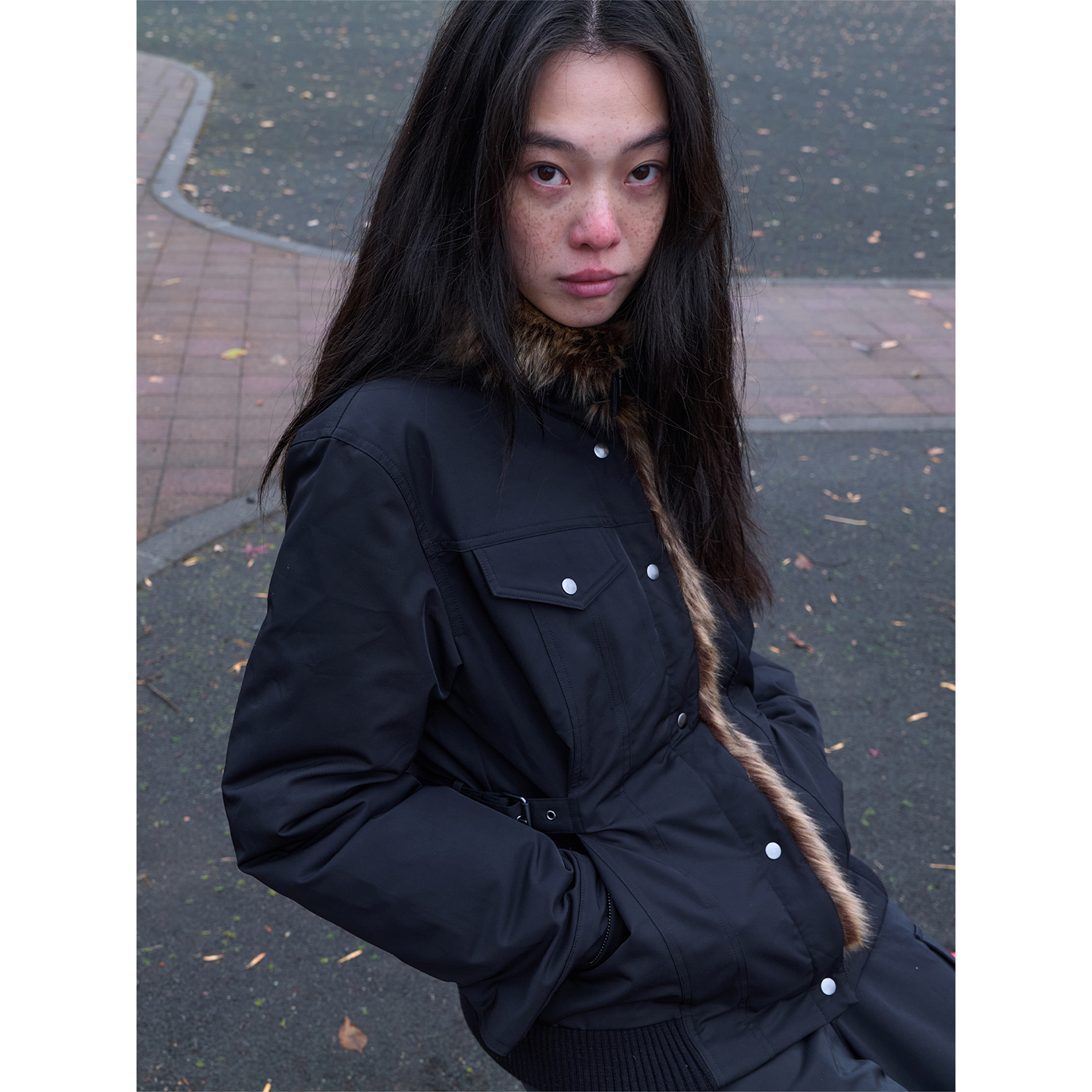RandomPiece25冬 派克面料环保皮草拼接设计收腰廓形短款90羽绒服