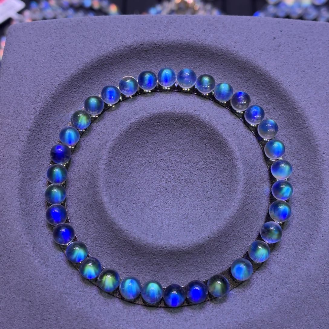 月光石手链未镶嵌收藏级极光绿5.3mm