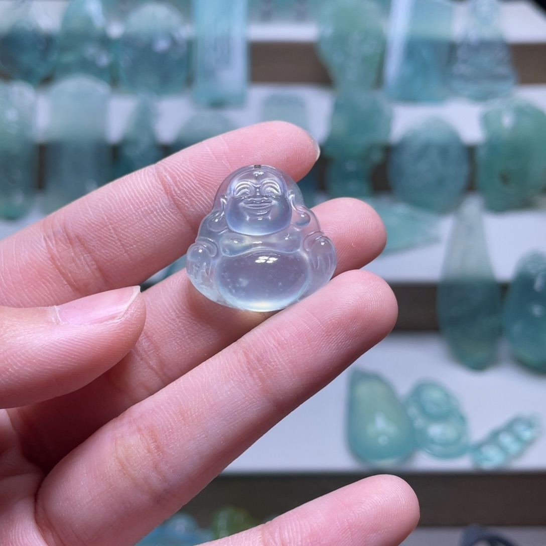 蛇纹石玉颈饰未镶嵌史****小