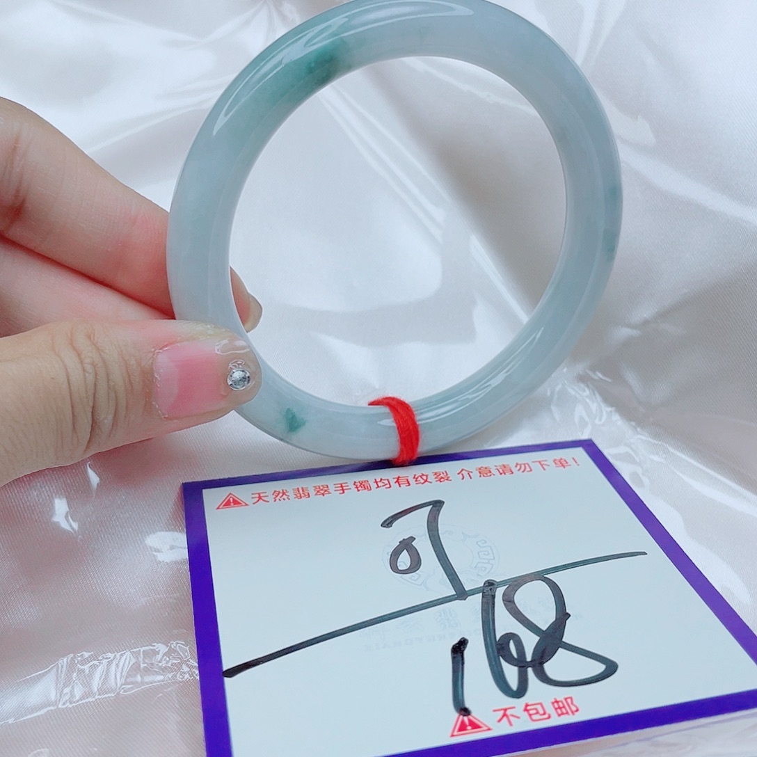 翡翠未镶嵌手镯翡翠