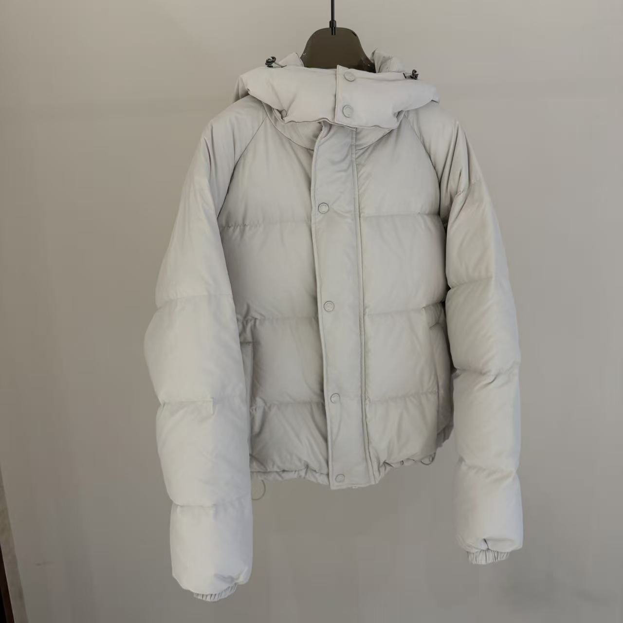 1802小众简约连帽羽绒服