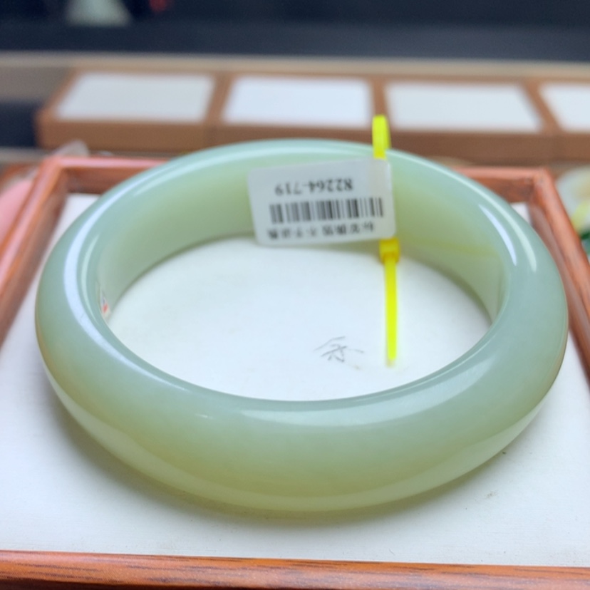 【闪购商品】和田玉手镯未镶嵌麻**丝59油豆子