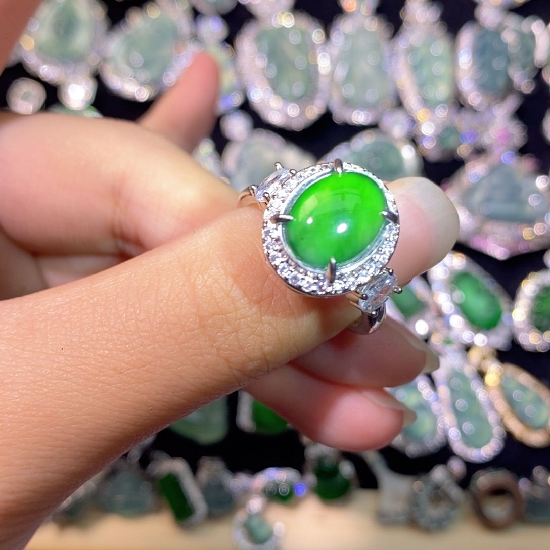 翡翠未镶嵌颈饰天然