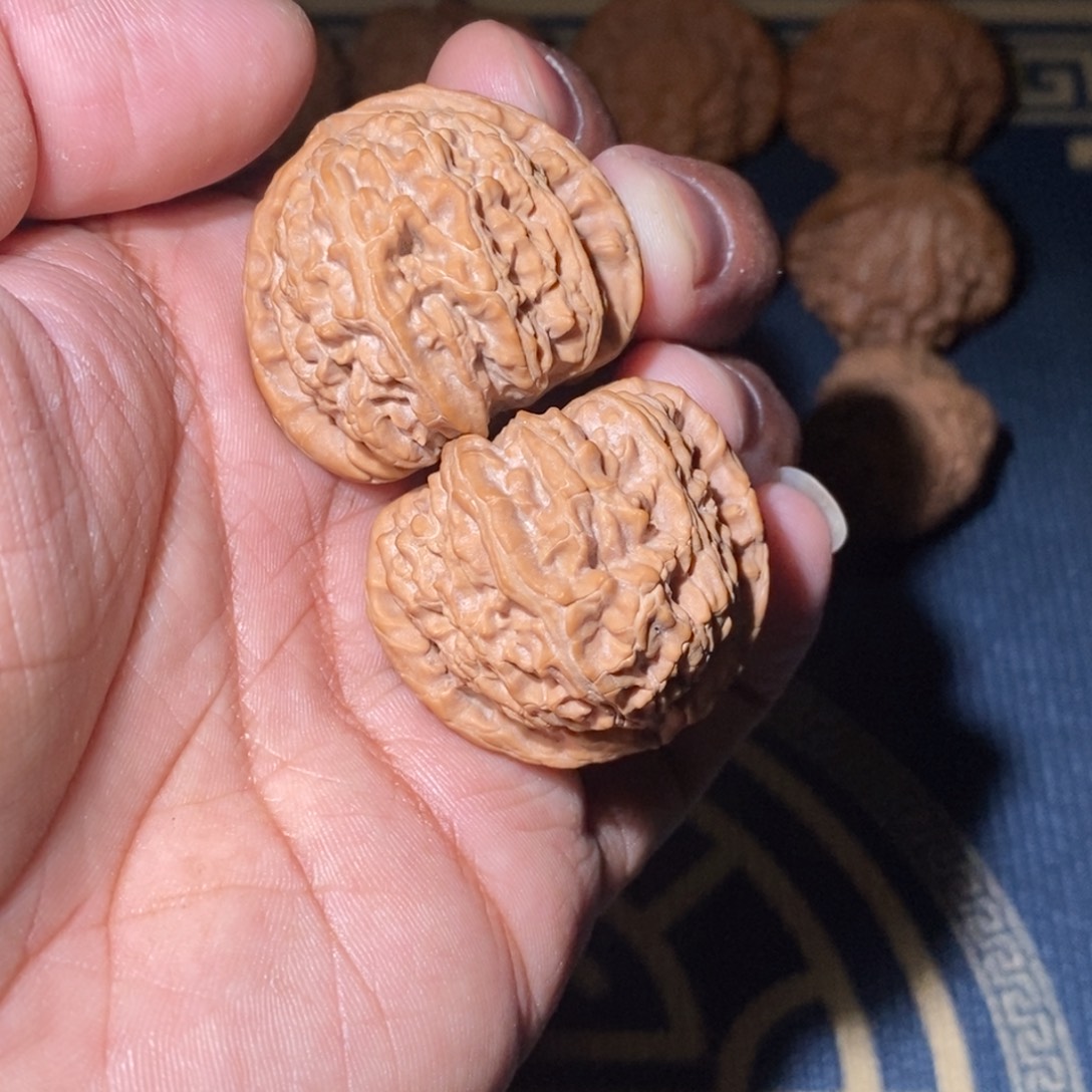 文玩核桃吊坠36尺寸全品无修三角白