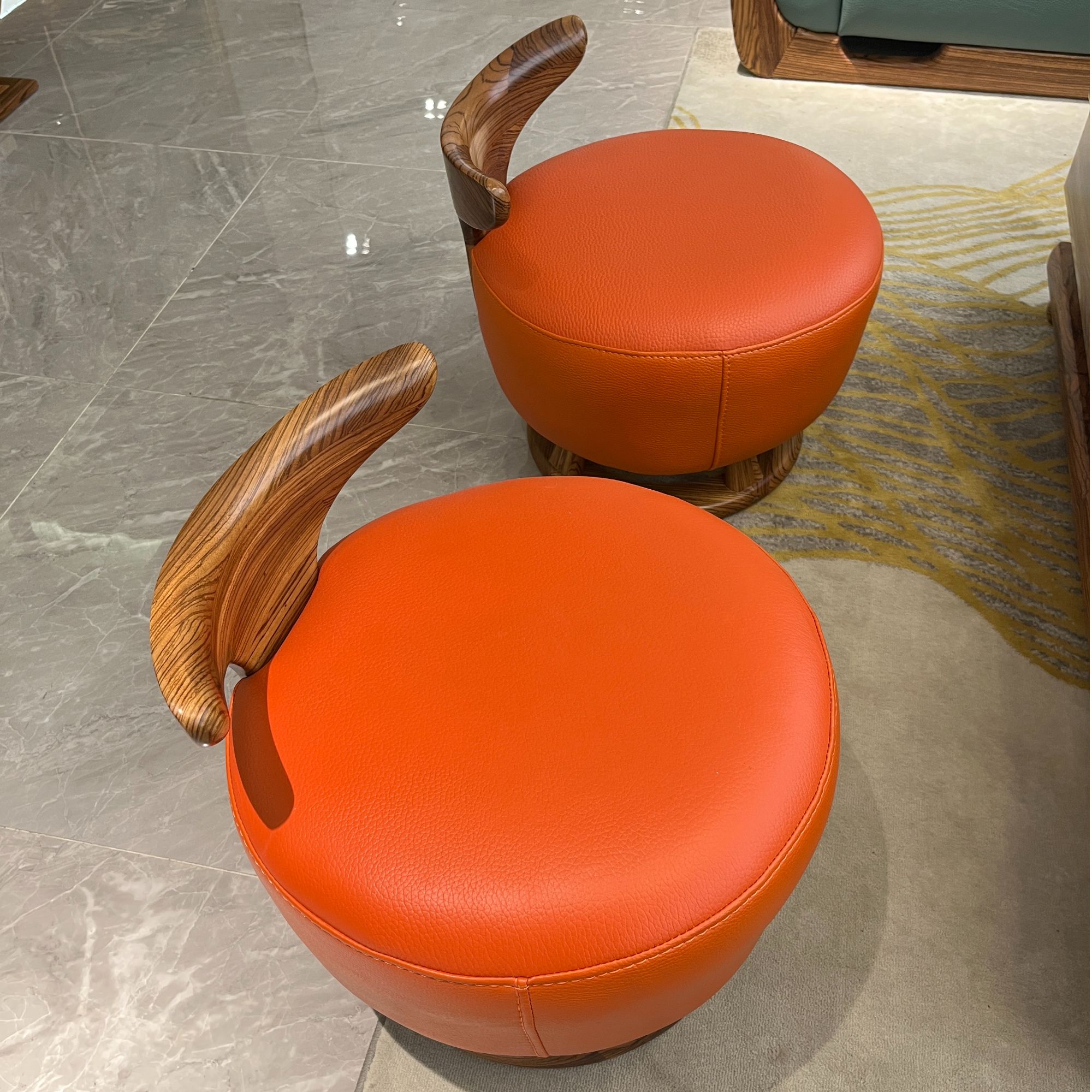 展厅清样 小圆转椅大乌金木180度旋转休闲凳特价单张样品不退换