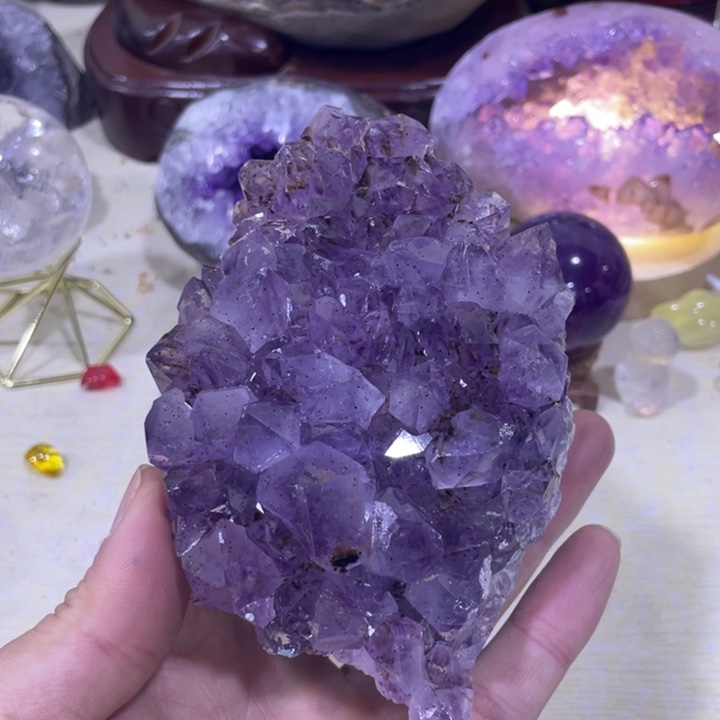 紫晶钛金摆件未镶嵌