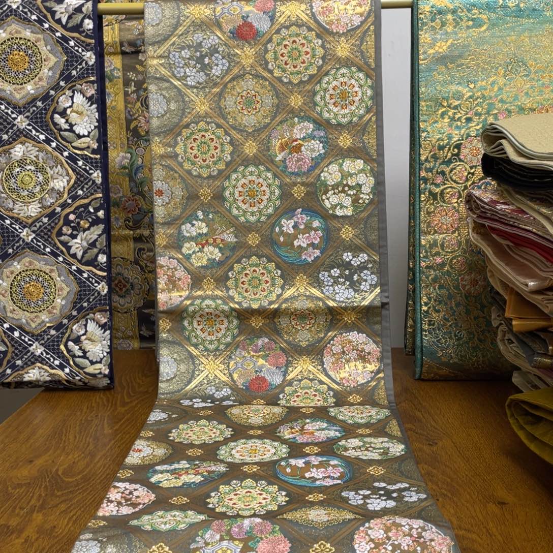 织绣织锦技艺超群