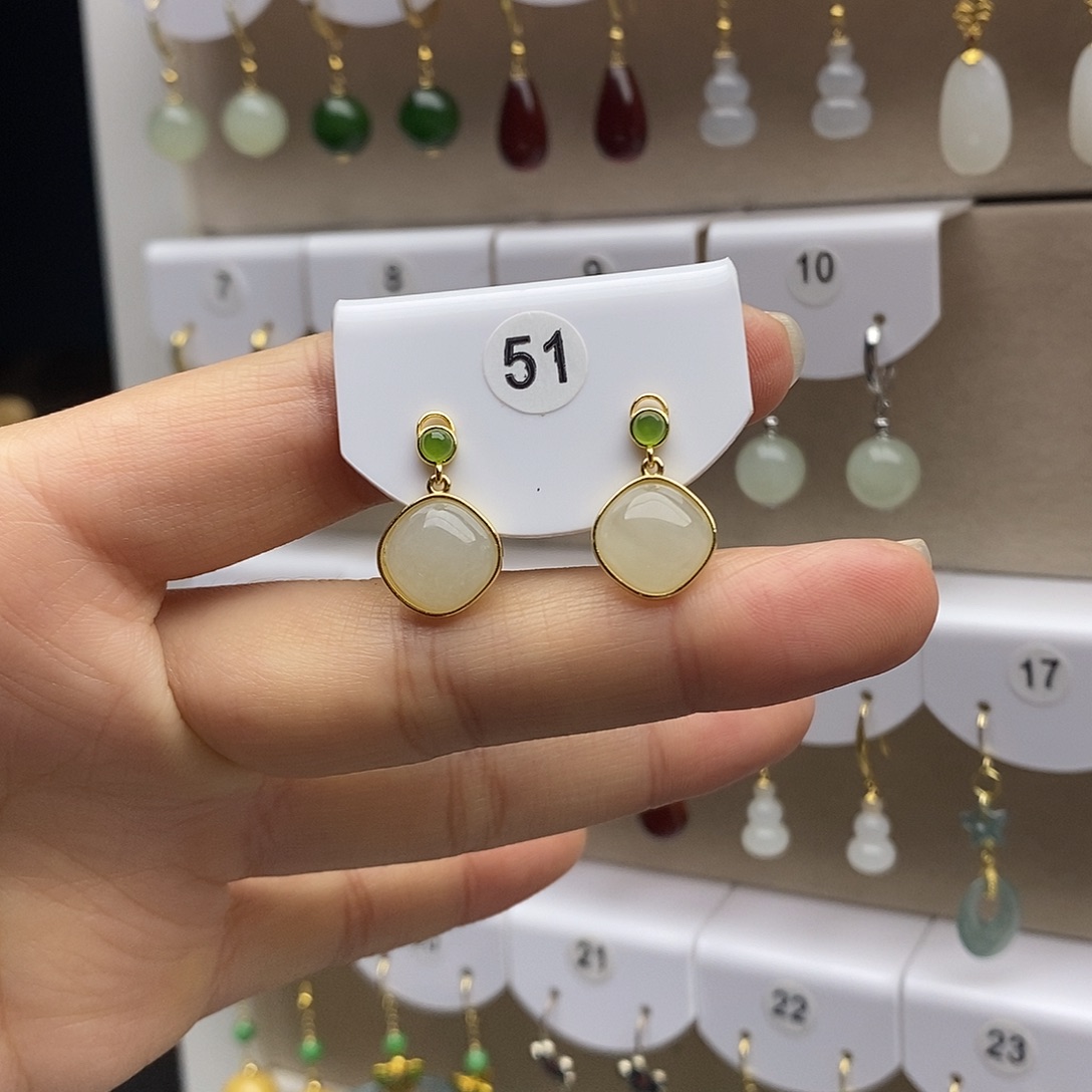 和田玉银S925镶嵌耳饰