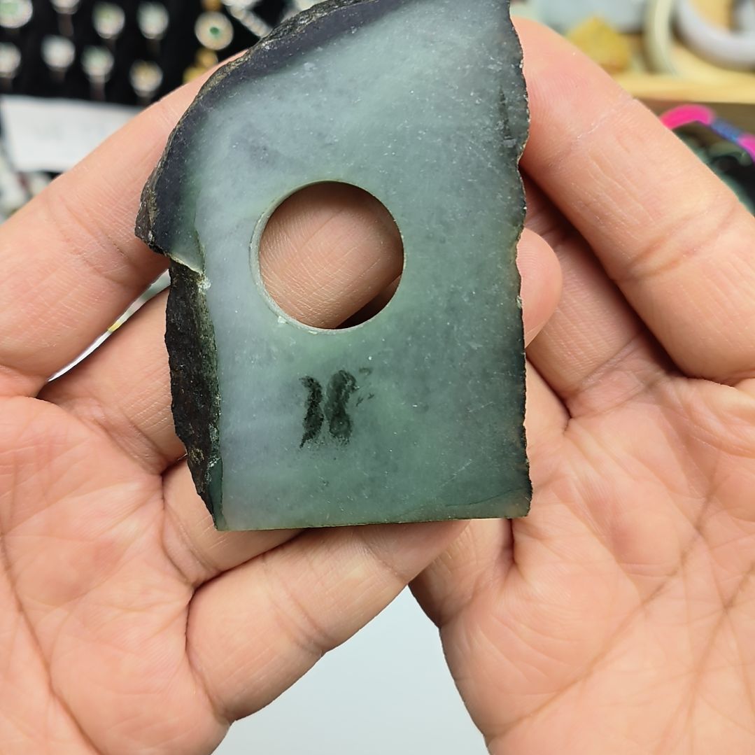 翡翠挂件未镶嵌翡翠福利板料