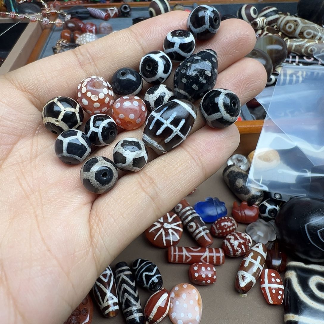 黑***瑰花岗石铁合金15颗单颗30