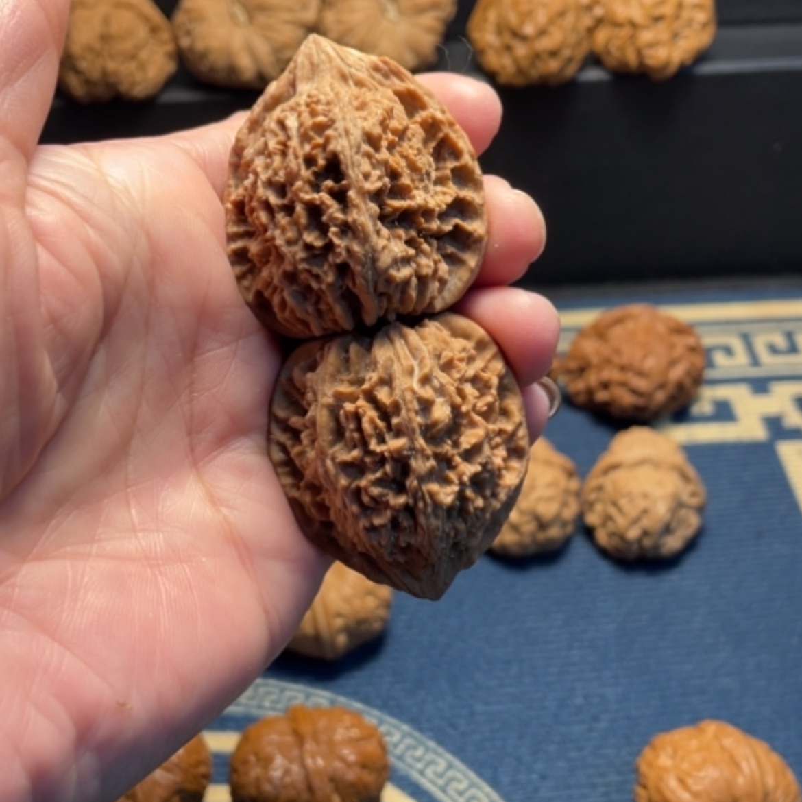 【闪购商品】核桃手串/手链满天星38