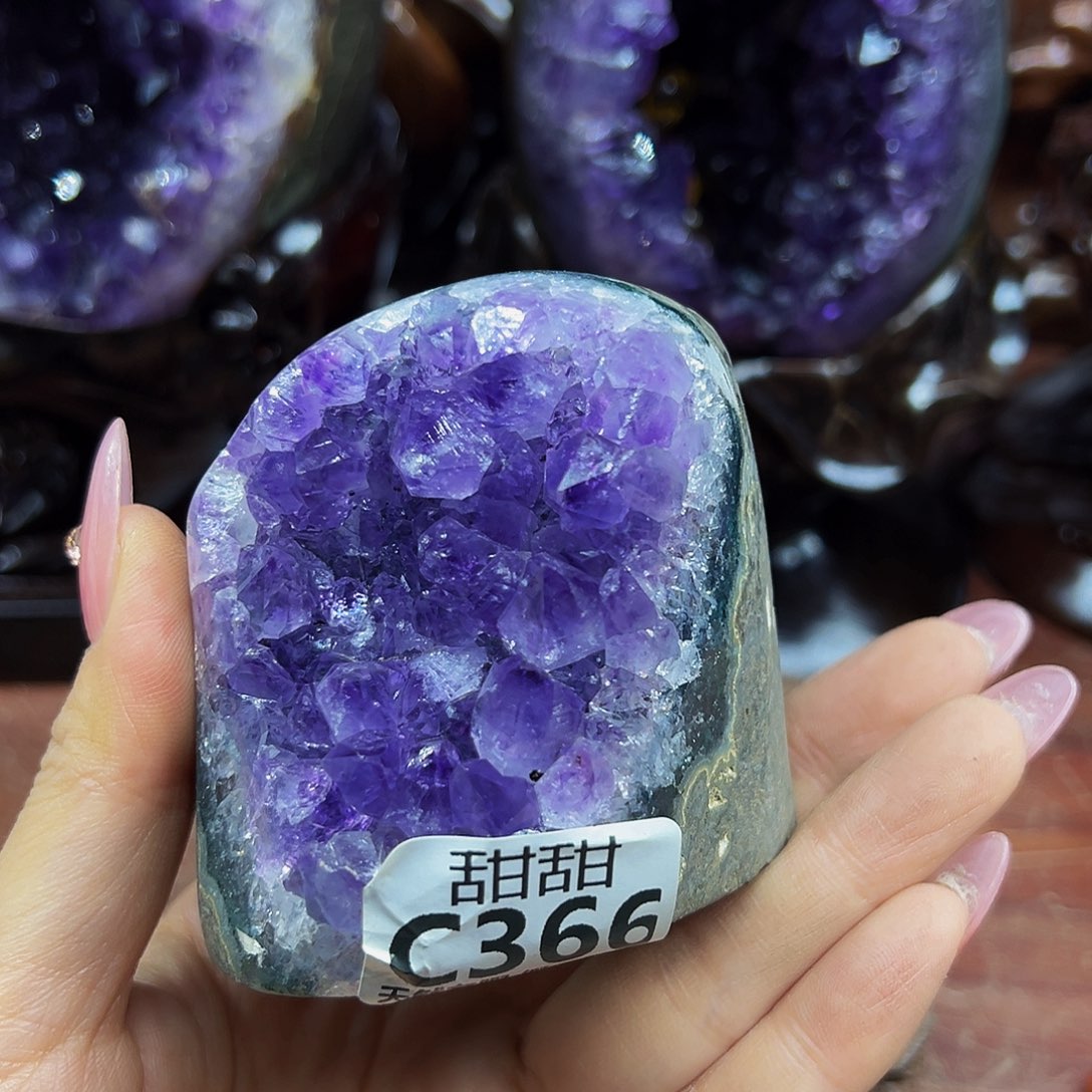 水晶大型摆件未镶嵌