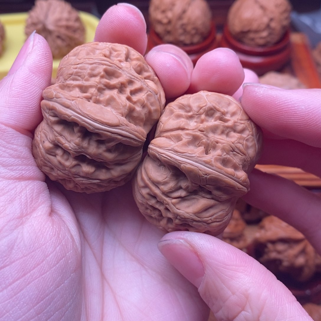 文玩核桃吊坠煮****?元宝42