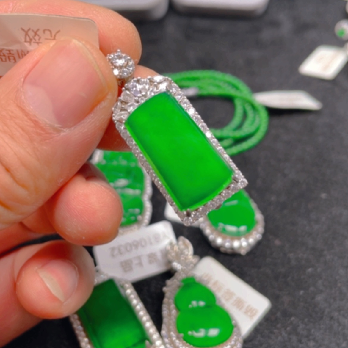 【闪购商品】翡翠颈饰银S925镶嵌吊坠