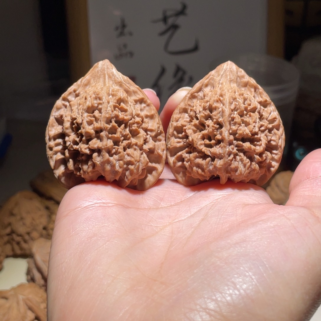 核桃把件风**程41全品满天星