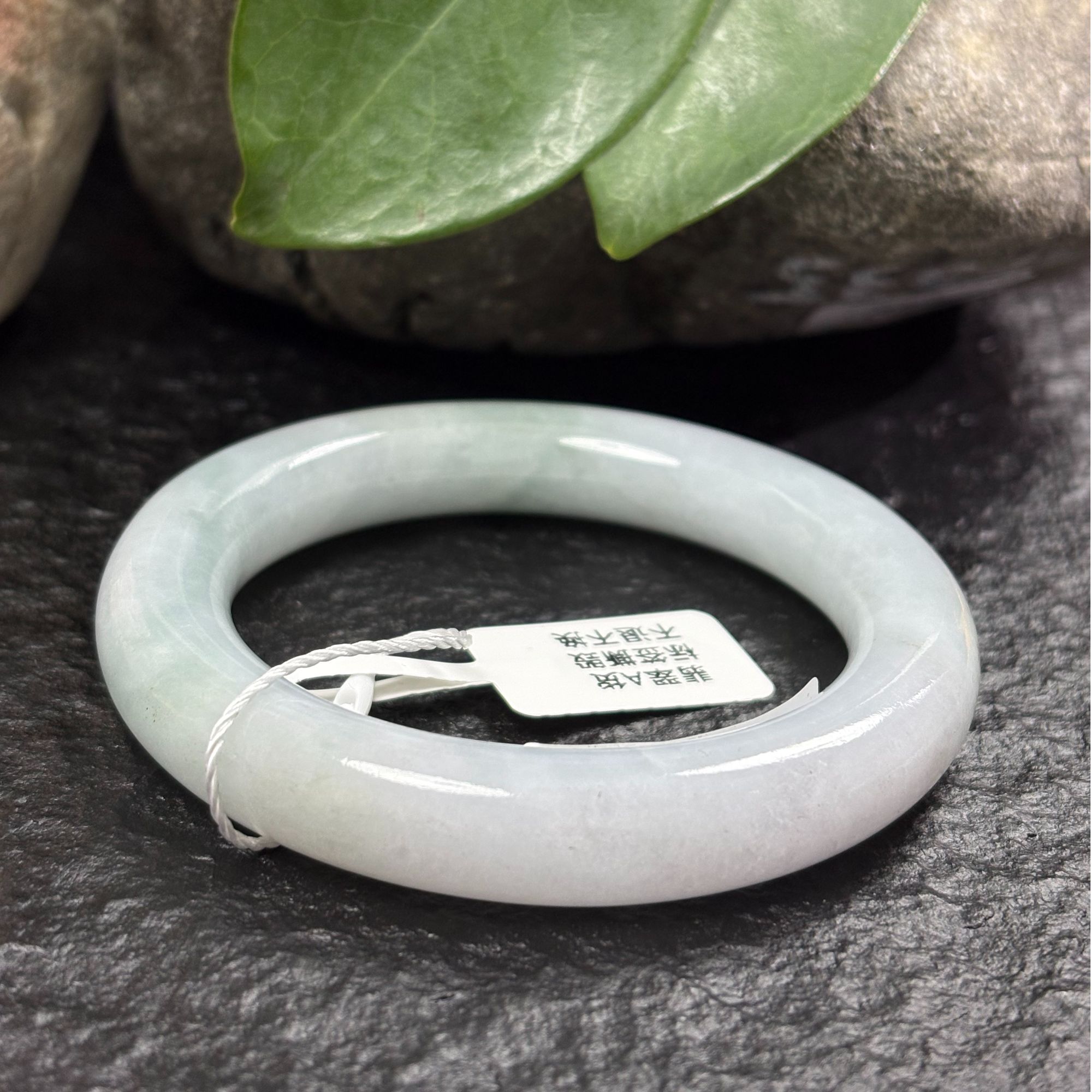 缅甸天然翡翠A货玉石手镯飘花圆条天然玉石手镯6100