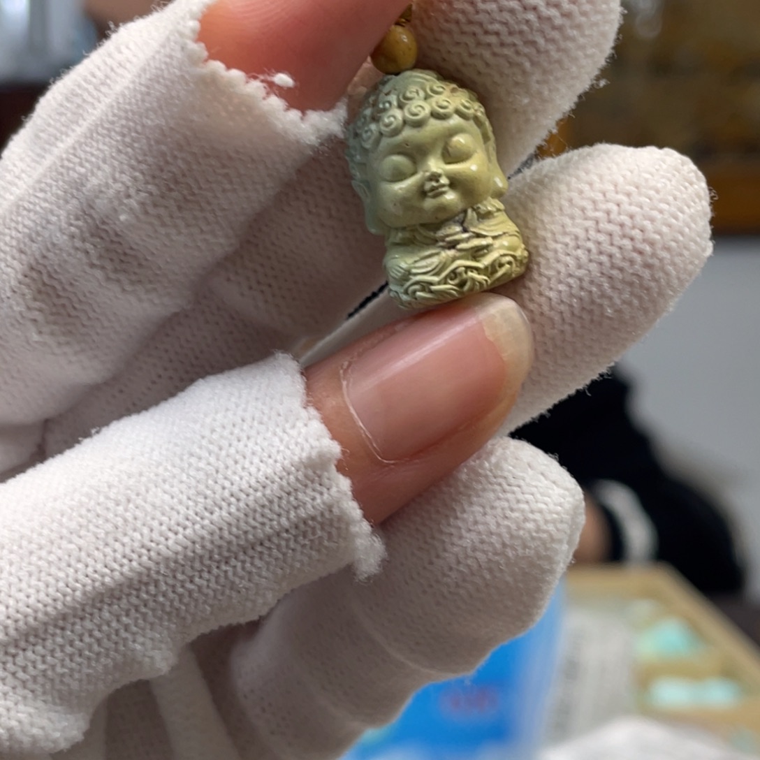 绿松石未镶嵌挂件