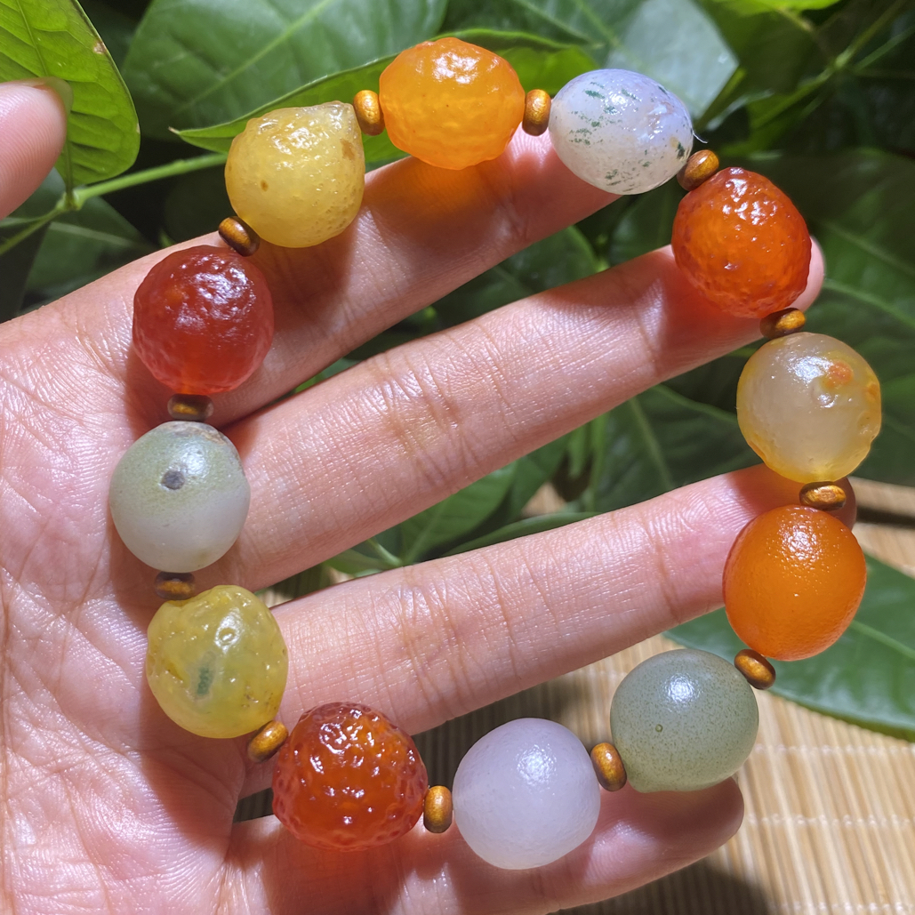 天然阿拉善戈壁石  彩珠