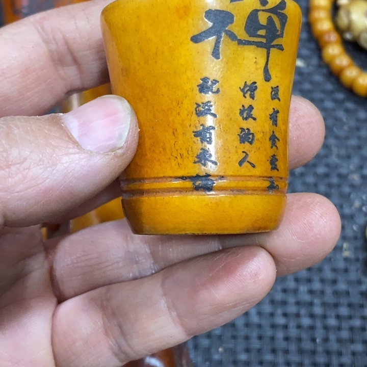 滴血莲花菩提吊坠