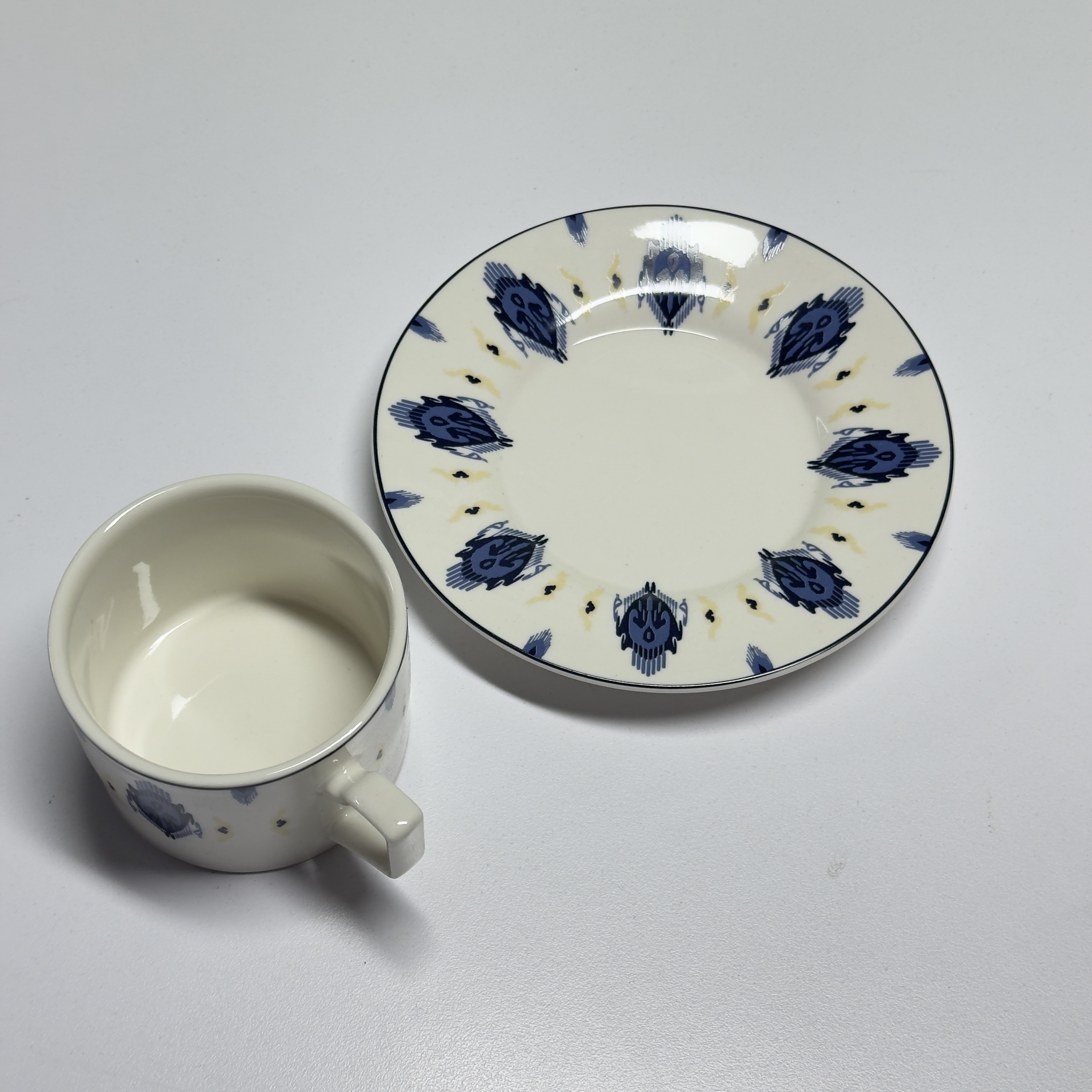 【新疆包邮】蓝色艾特莱斯杯子