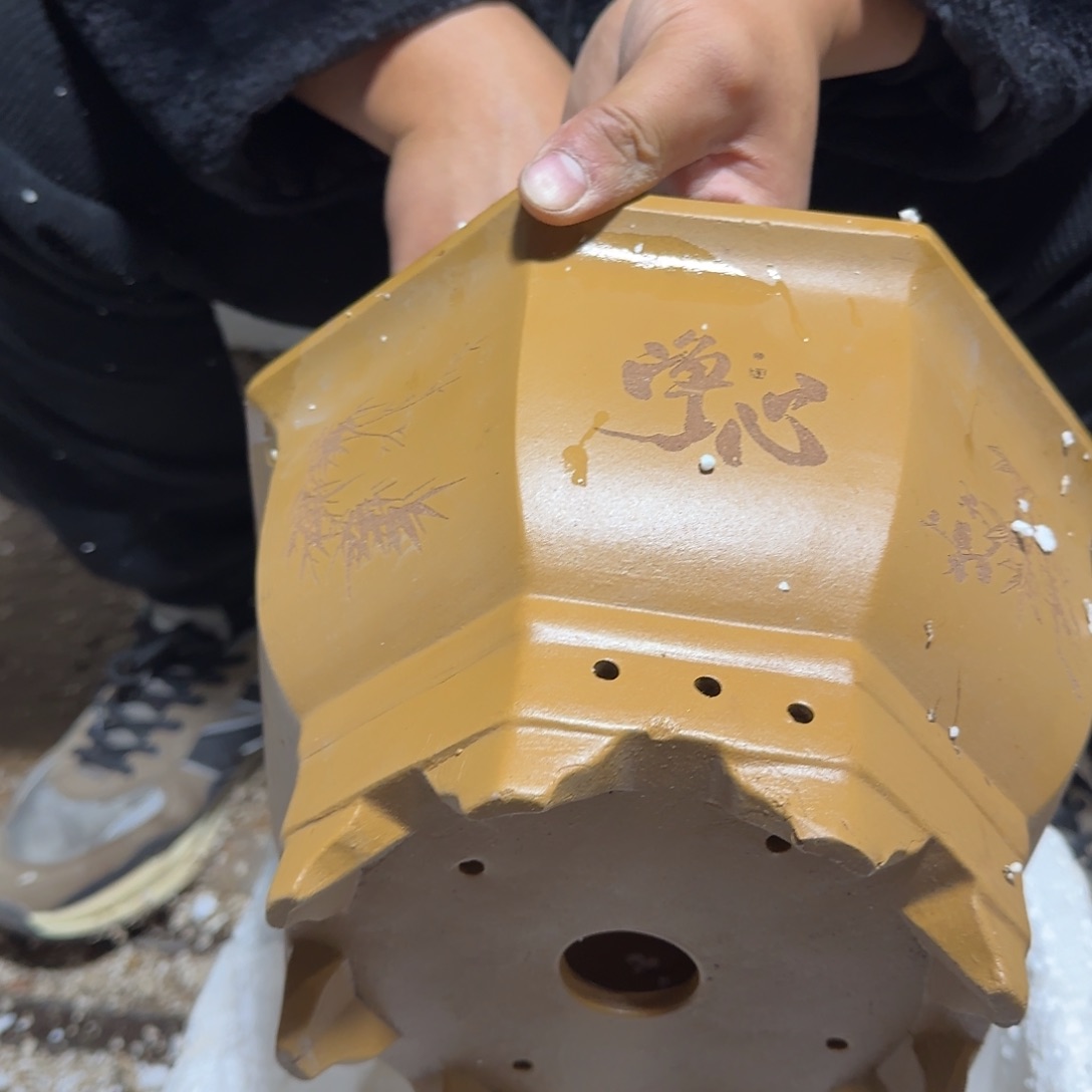 紫砂花盆瑕疵是什么