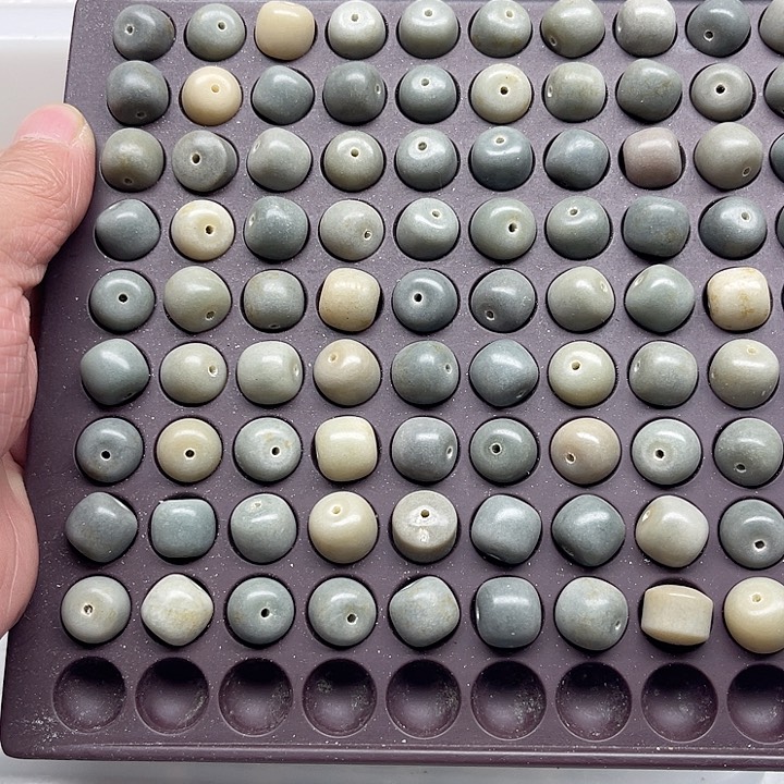 白玉菩提吊坠名****好微瑕11海盐