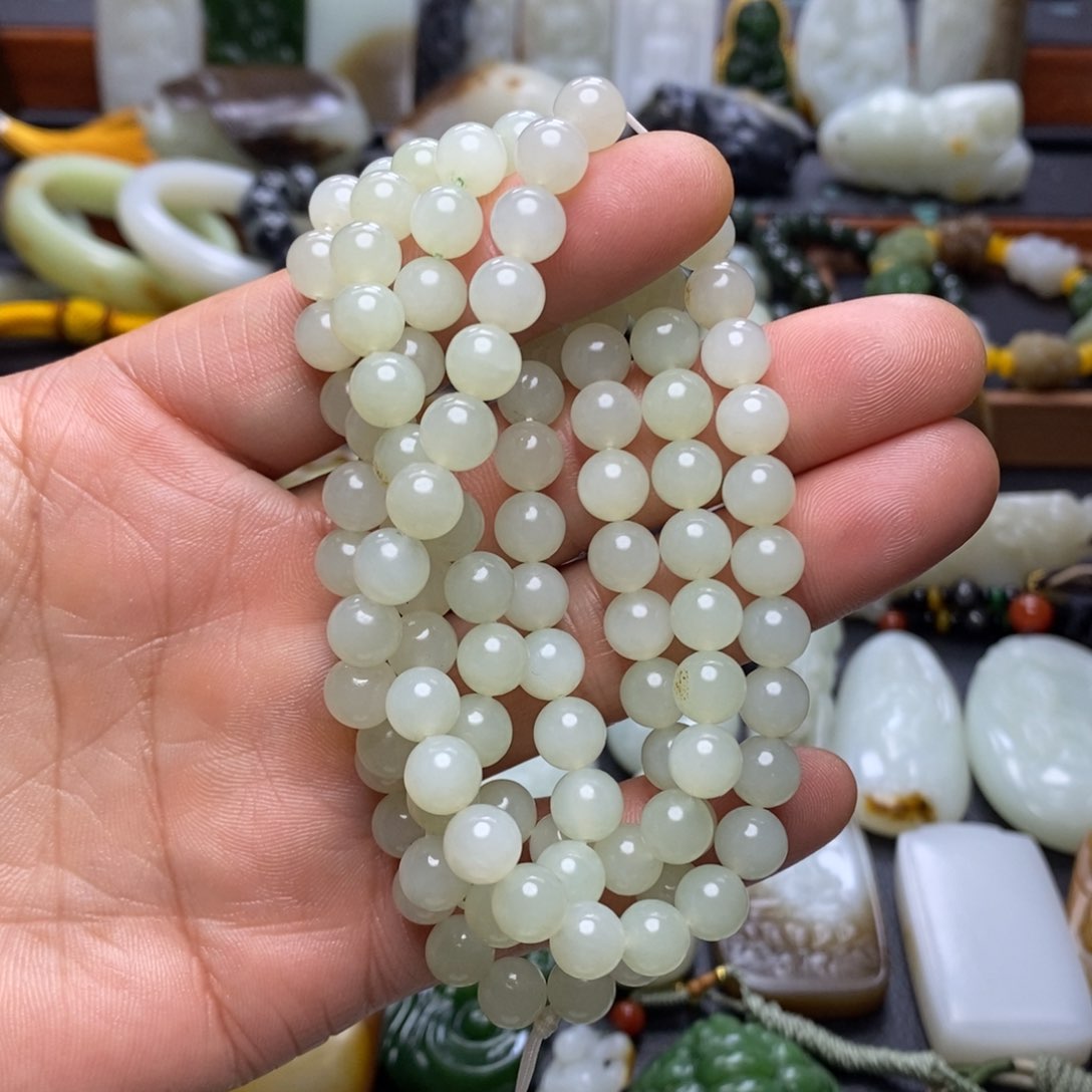 颈饰未镶嵌和田玉