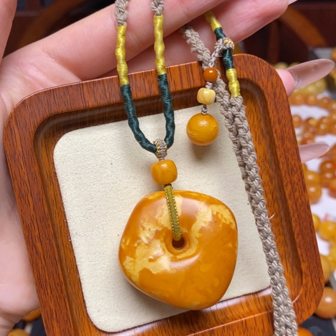 【闪购商品】蜜蜡颈饰未镶嵌项链