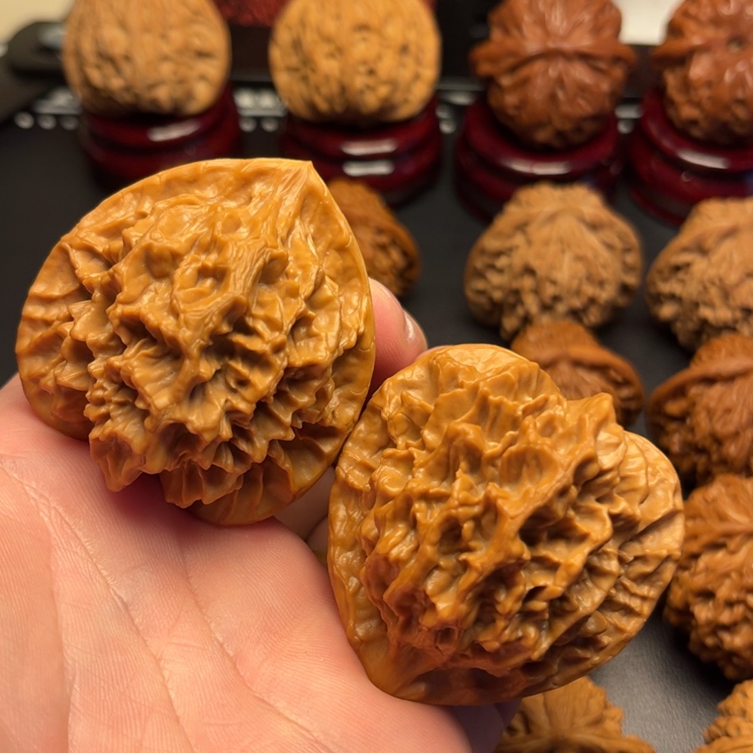 文玩核桃吊坠47帝王