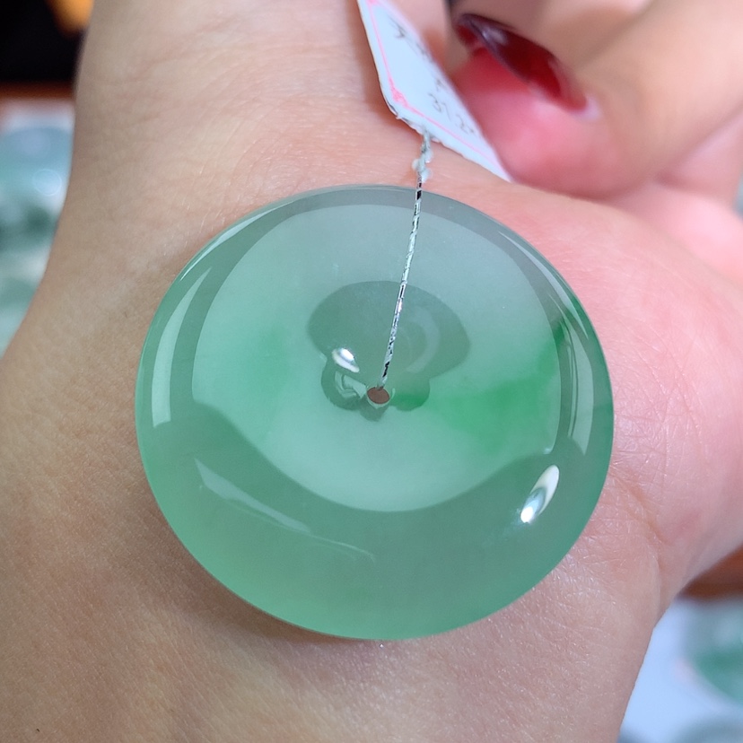 【闪购商品】翡翠吊坠(不含链)未镶嵌