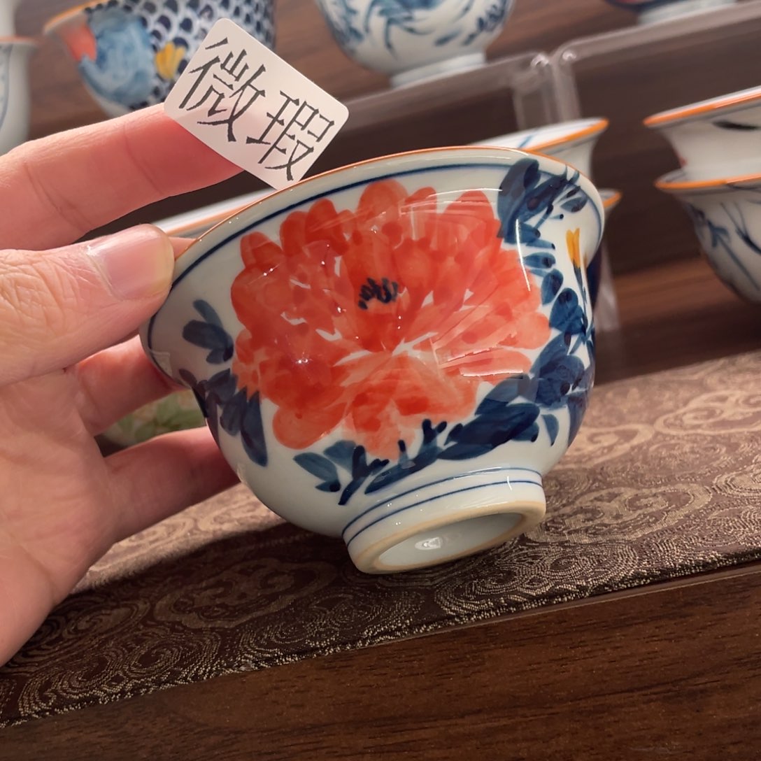 釉下手绘茶具微瑕