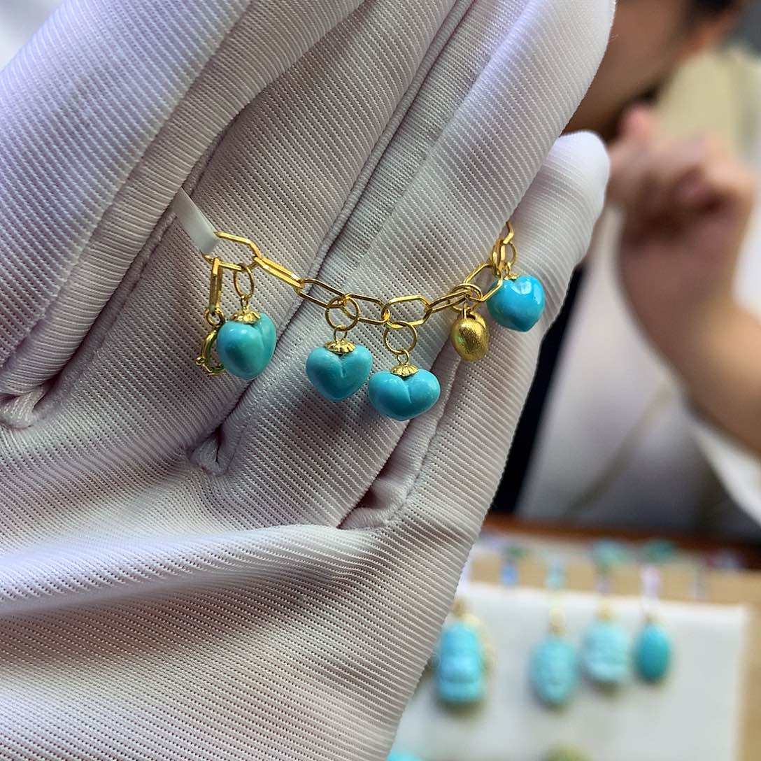 绿松石18K金镶嵌挂件