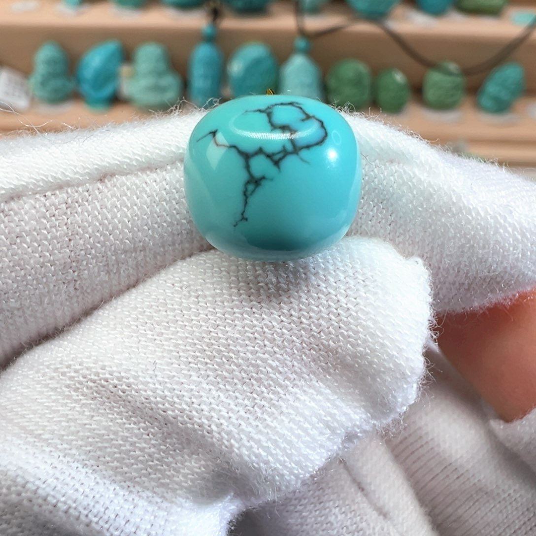 绿松石配饰未镶嵌