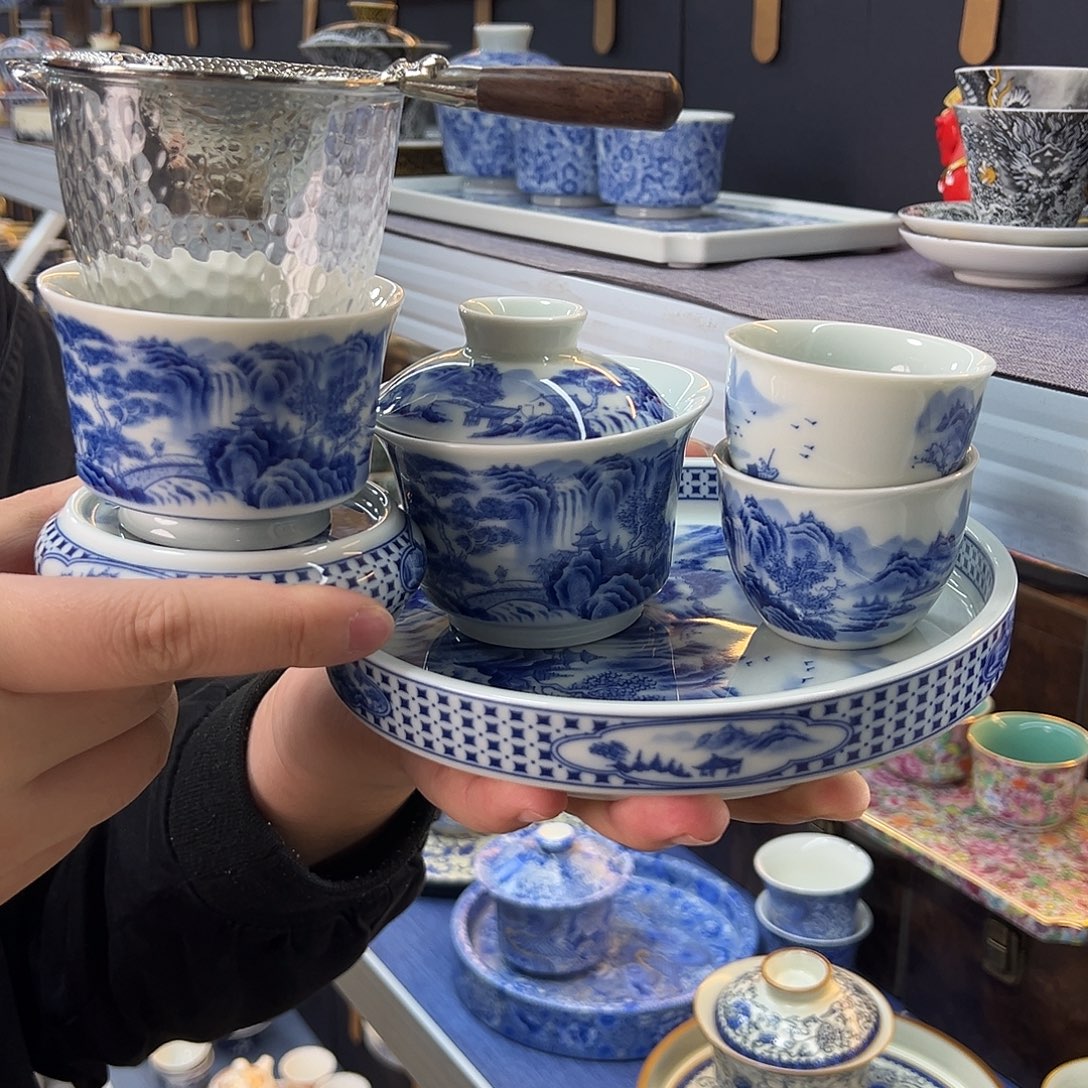 我们的目标是成为一个优秀的人