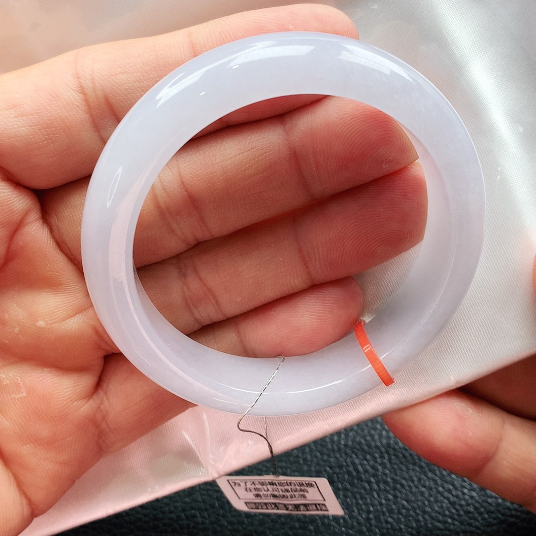 翡翠手镯未镶嵌天然翡翠手镯