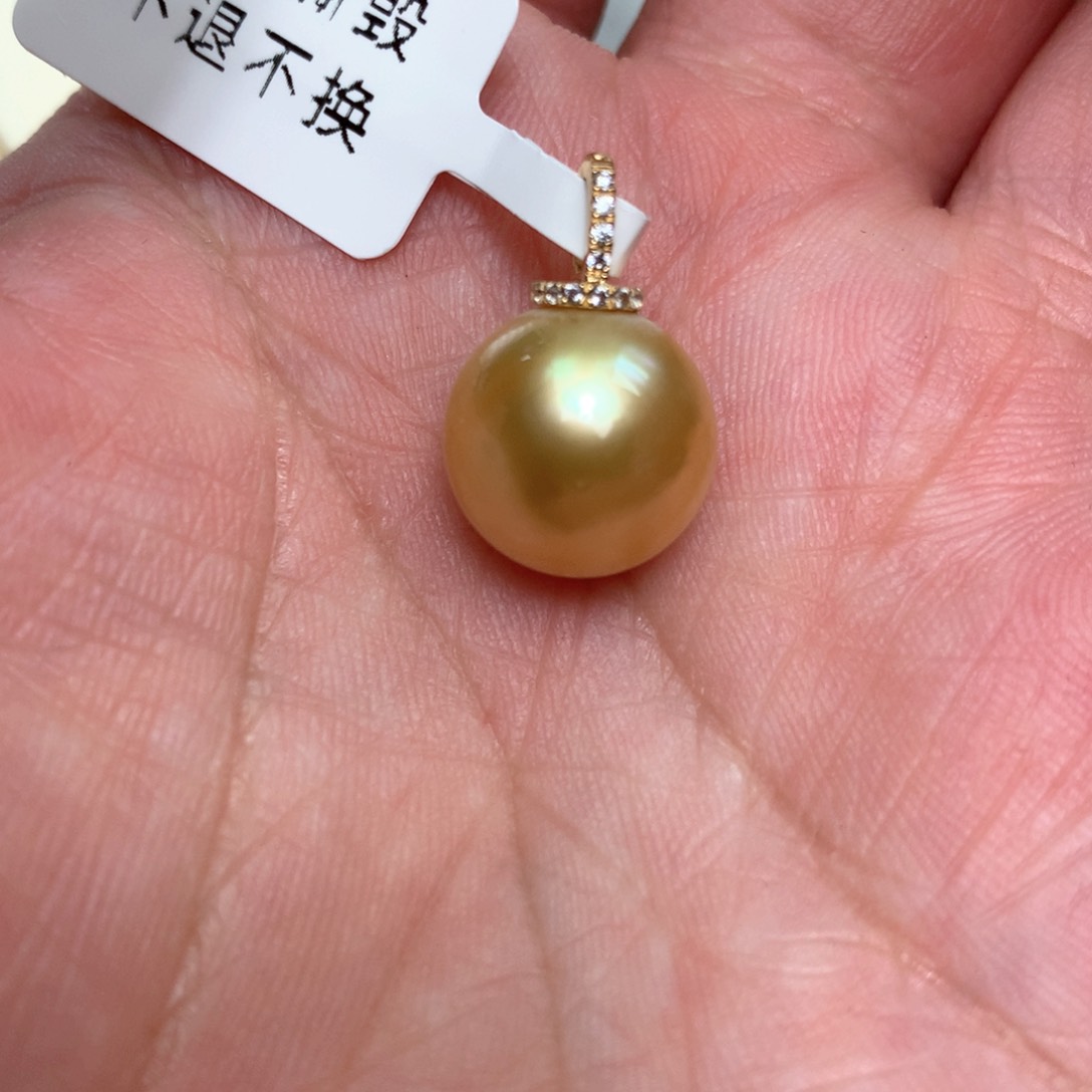 海水珍珠颈饰18K金镶嵌